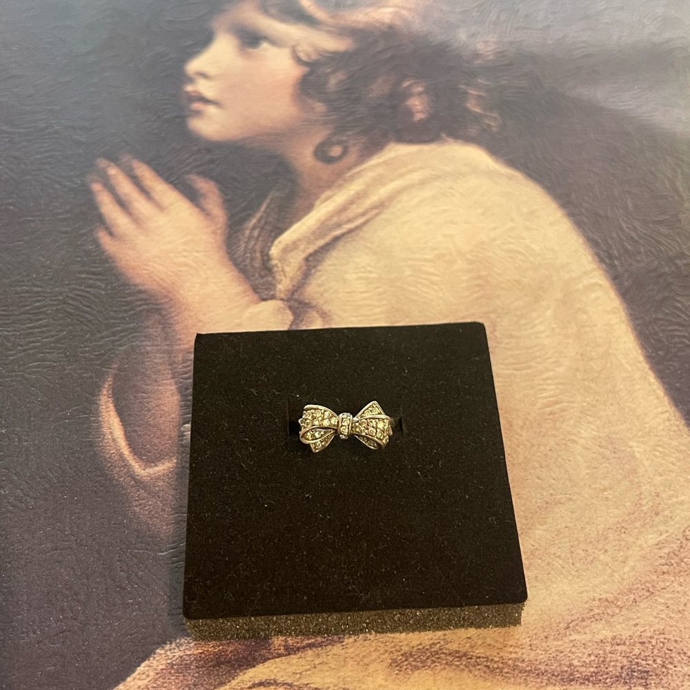 Chic 925 Silver Bow Ring